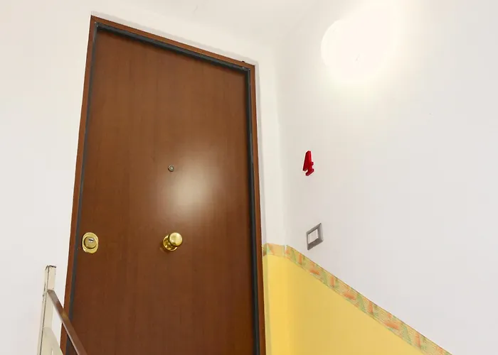 - La Dimora Del Monsignore 公寓 利卡塔